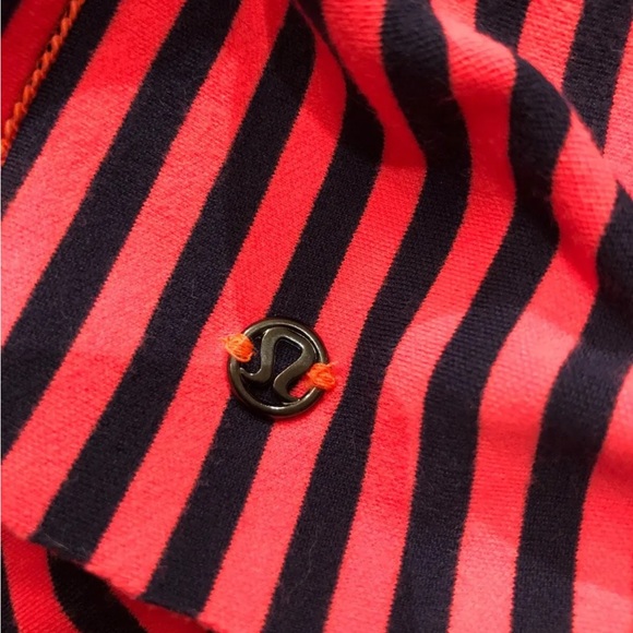 LULULEMON ATHLETICA Classic Stripe Light Flare/ Inkwell VINYASA SCARF - Picture 4 of 5